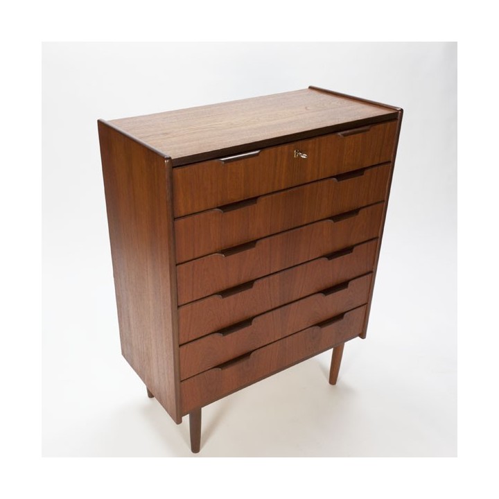Chest of drawers in teak from Scandinavia - Retro Studio