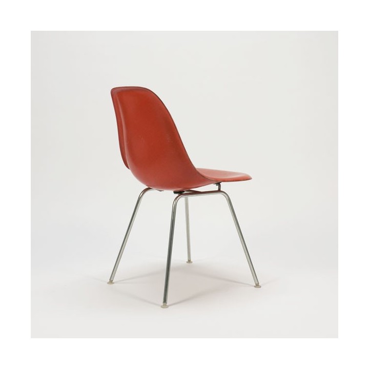 DSX- chair by Eames - Retro Studio