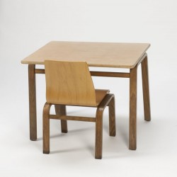 Plywood kinderset tafel en stoeltje
