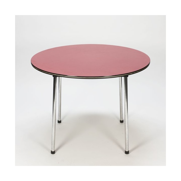 Pink/red dining table - Retro Studio