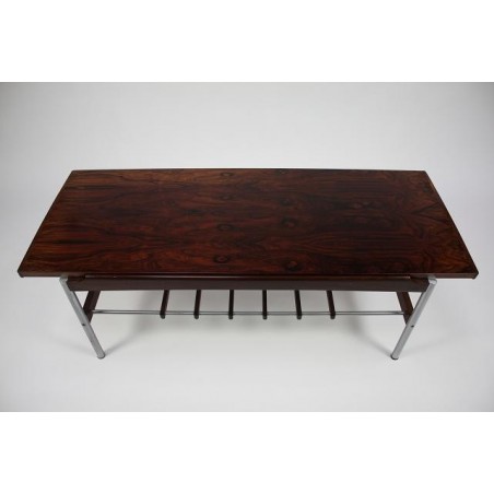 Lacqued wooden coffee table