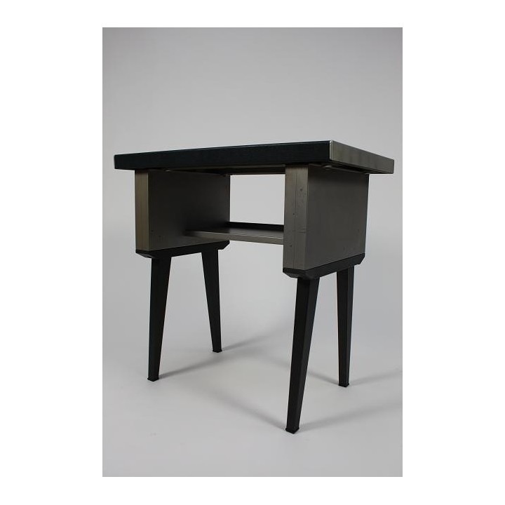Industrial desk for teens - Retro Studio