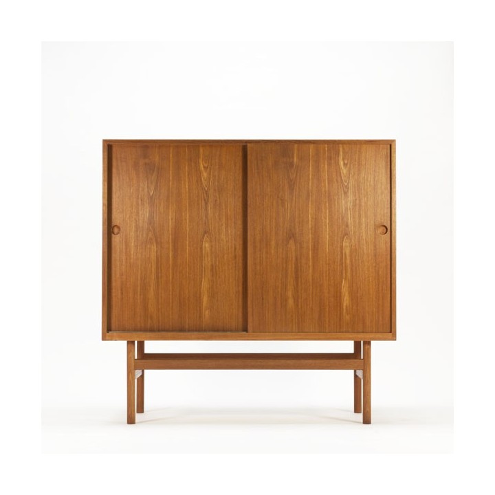 Scandinavian cabinet - Retro Studio