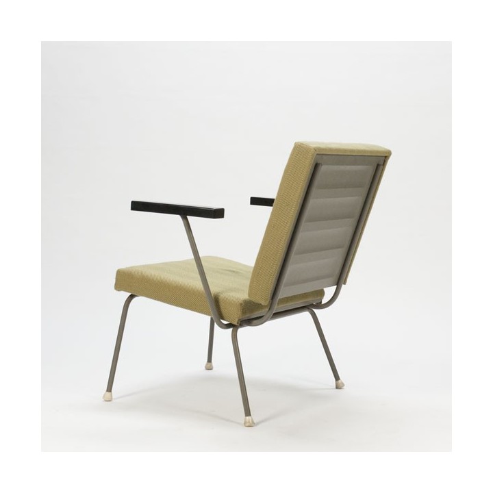Gispen armchair no. 415 by Wim Rietveld - Retro Studio