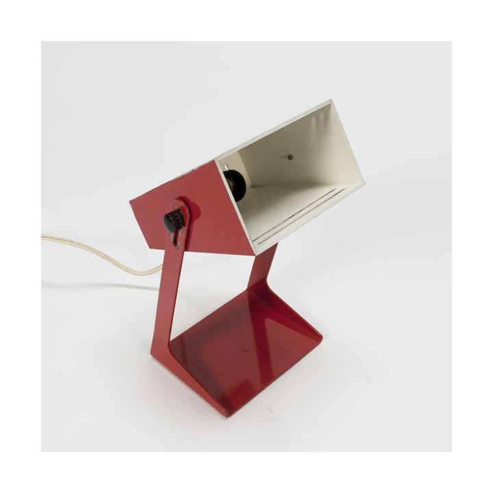 Red table lamp - Retro Studio