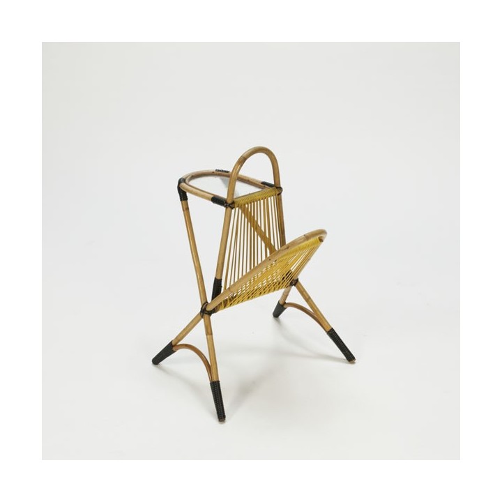 Bijzettafeltje met krantenrek van bamboe - Retro Studio