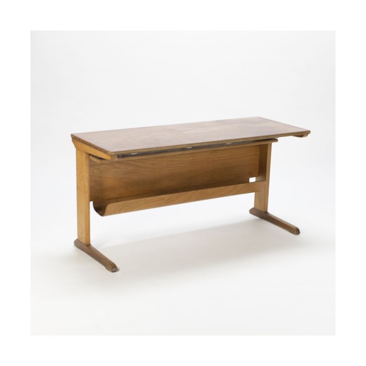 Kinderbureau merk Casala - Retro Studio