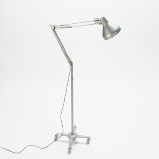 Iindustrial floorlamp - Retro Studio