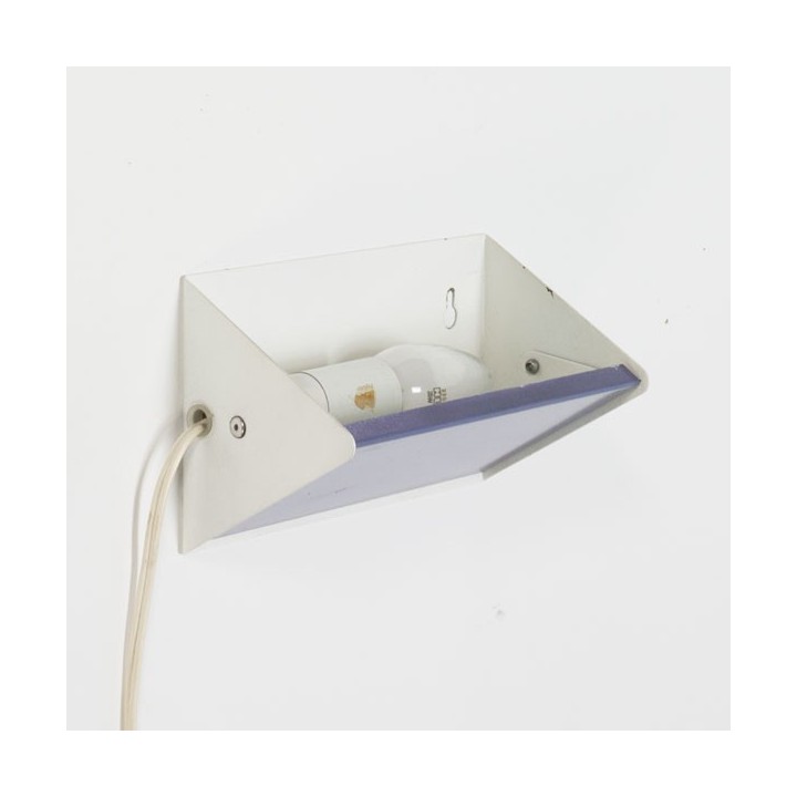 Anvia modernistic wall sconce - Retro Studio