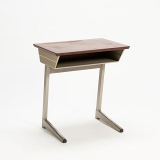 Industial child's desk by Galvanitas - Retro Studio