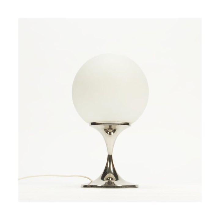 Large table lamp with white glass ball - Retro Studio