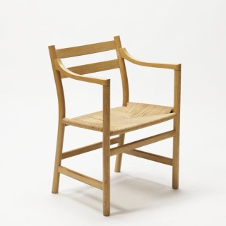 Hans J. Wegner bureaustoel - Retro Studio