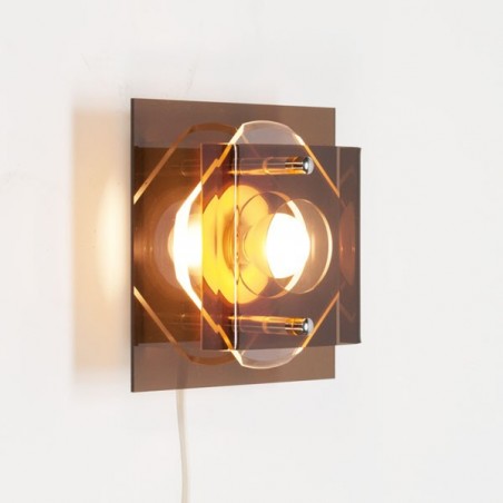 Plexiglass wall lamp