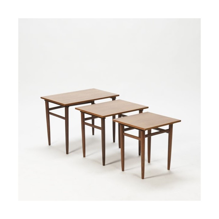 Set of 3 nesttables in teak - Retro Studio