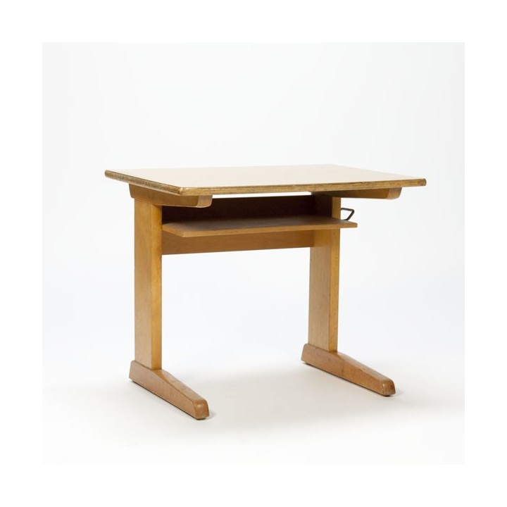 Small child's desk by Casala - Retro Studio