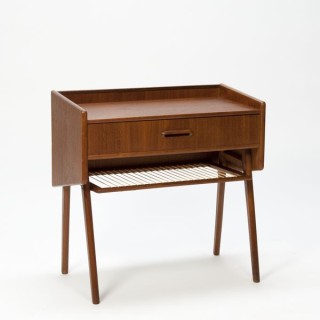 Klein ladenkastje met magazine rek - Retro Studio