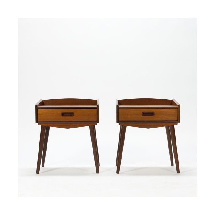 Set van 2 nachtkastjes van teakhout - Retro Studio
