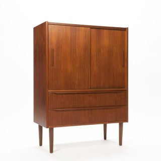 Deense kast in teakhout - Retro Studio