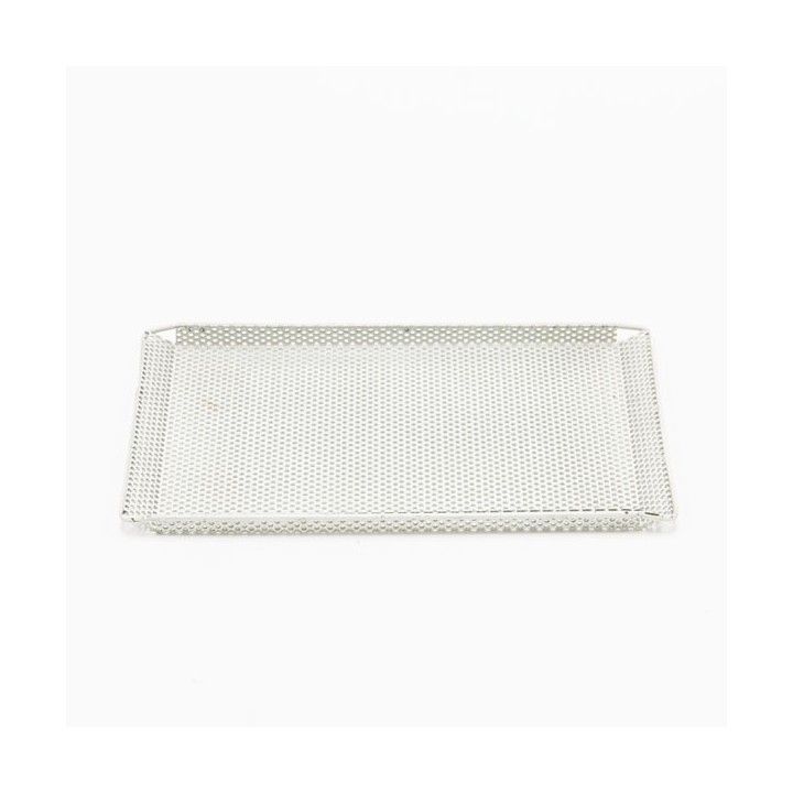 Small plate white perforated metal - Retro Studio