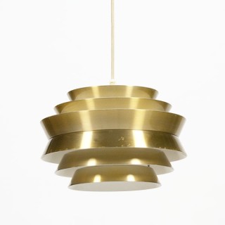 Trava van Carl Thore - Retro Studio