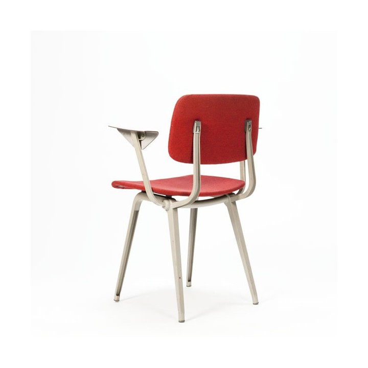 Friso Kramer Revolt red with armrest - Retro Studio