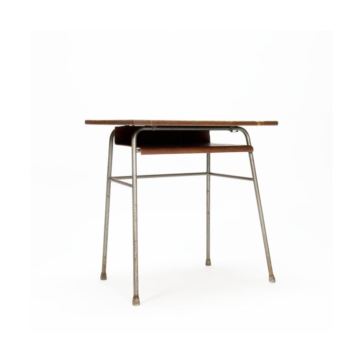 Industrial desk with plywood detail - Retro Studio