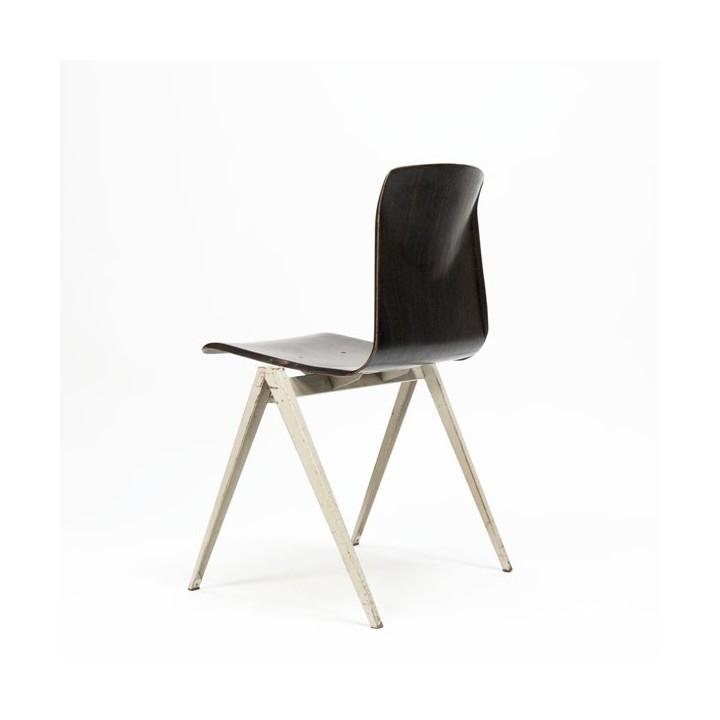 Indsutrial chair by Thur-op-seat grey base - Retro Studio
