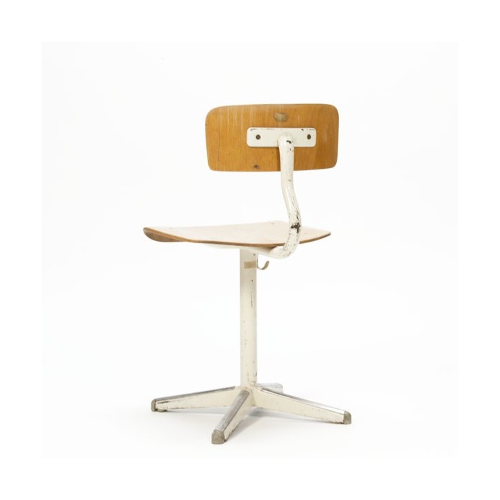 Industrieel kinder schoolstoeltje nr.1 - Retro Studio