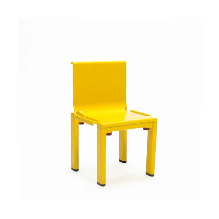 Yellow plastic children's chair by Kartell - Retro Studio