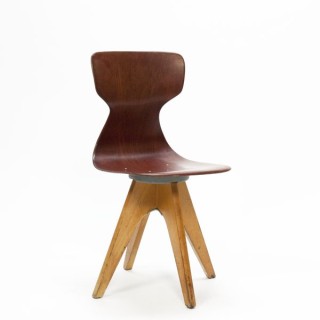 Adam Stegner for Pagholz - Retro Studio