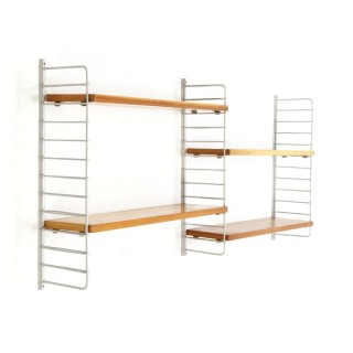 Wandsysteem met houten planken - Retro Studio