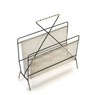 Geperforeerd metalen krantenrek - Retro Studio