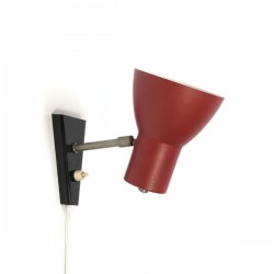 Wall lamp with red shade