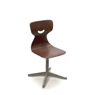 Industrial chair by Pagholz - Retro Studio