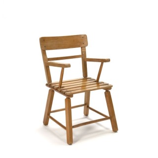 Wooden child's chair - Retro Studio