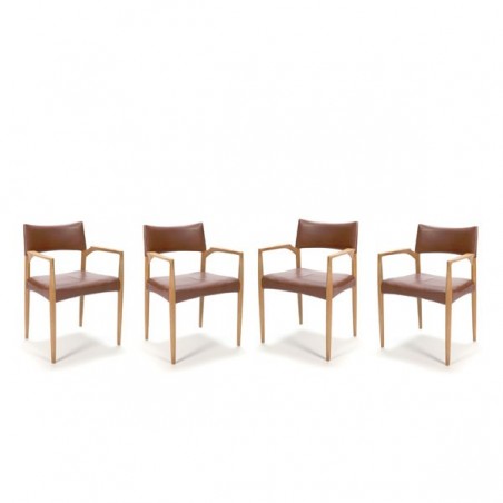 Set of 4 chairs with dark cognac leather upholstery