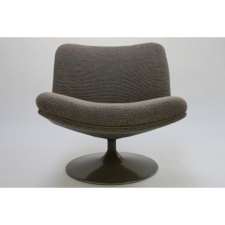 Artifort chair by Geoffrey Harcourt - Retro Studio