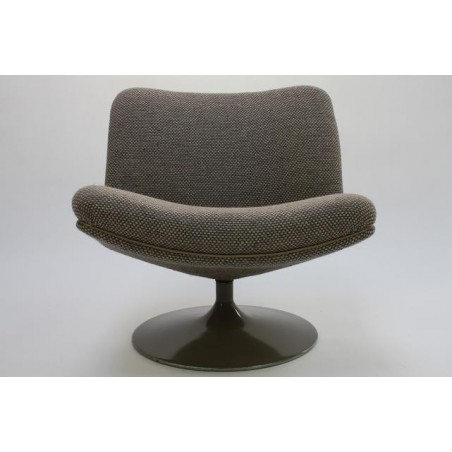 Artifort stoel ontwerp Geoffrey Harcourt