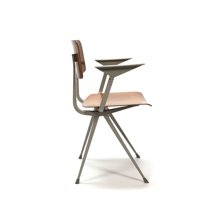 Friso Kramer Result chair with armrest - Retro Studio
