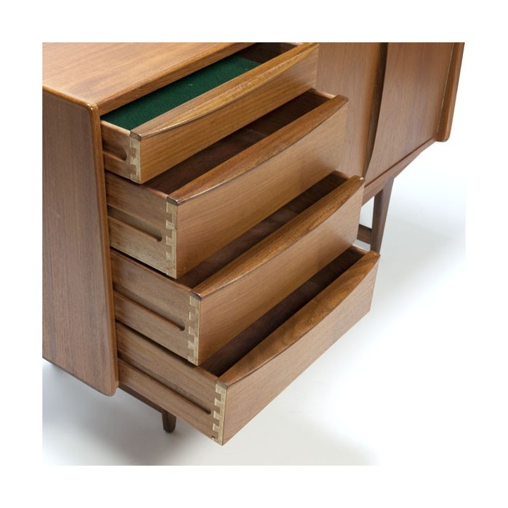Klein dressoir in teak - Retro Studio
