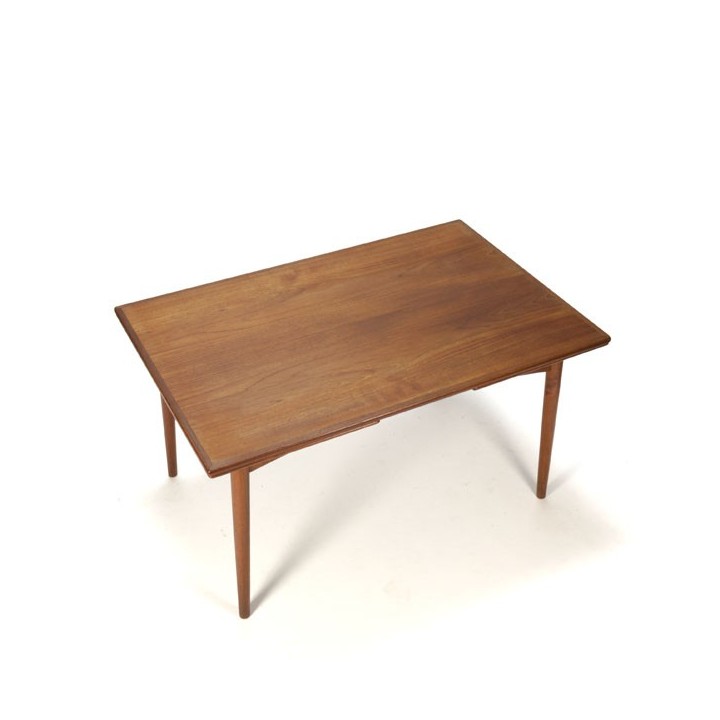 Omann Jun's Møbelfabrik dining table - Retro Studio