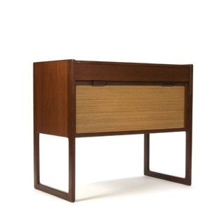 Danish design cabinet small - Retro Studio