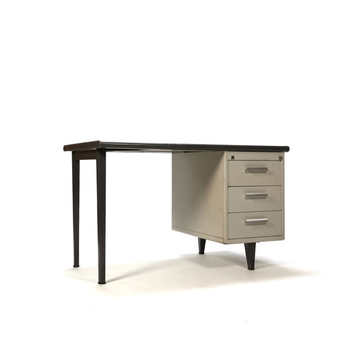 Gispen desk 7800-series - Retro Studio