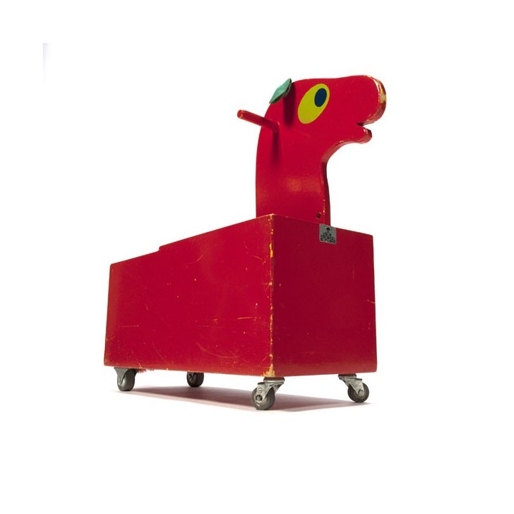 Play Horse from Finland - Retro Studio