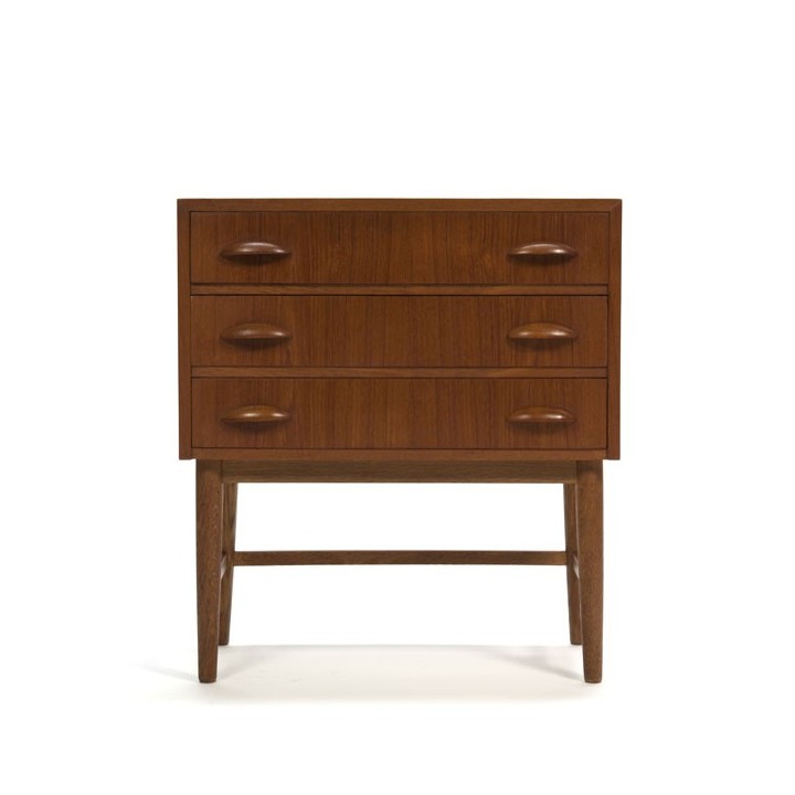 Small teak chest of drawers - Retro Studio