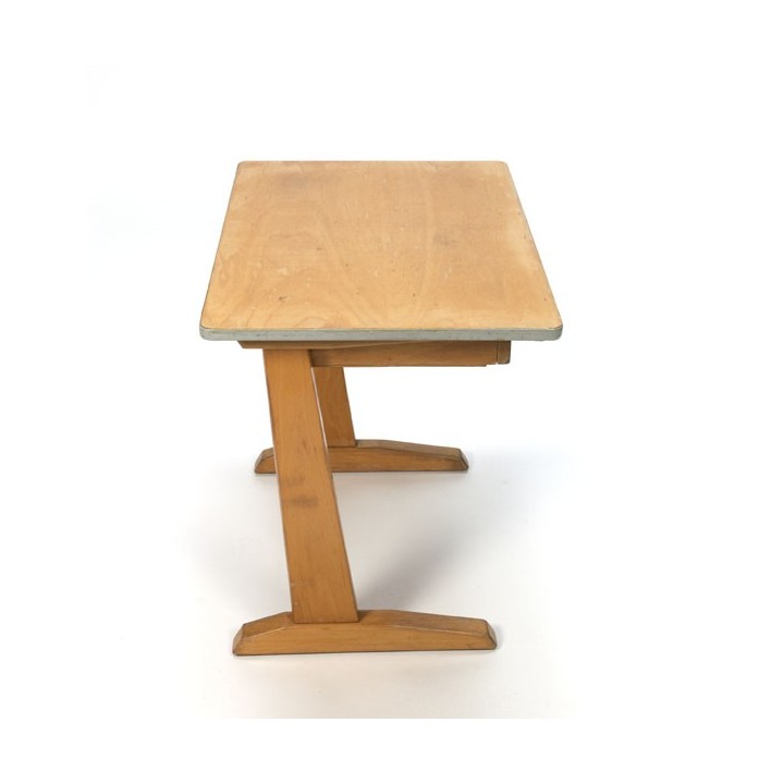 Casala kinderbureau - Retro Studio