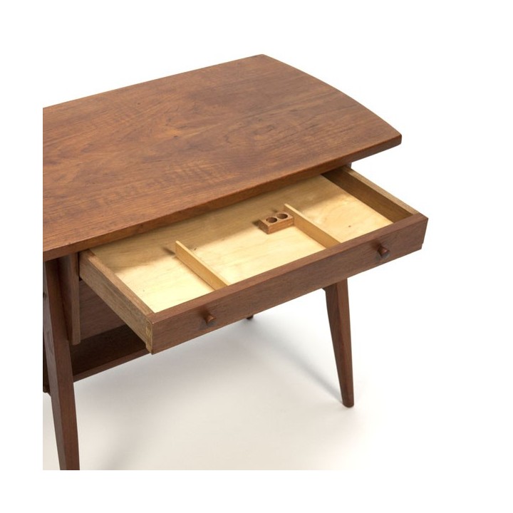 Klein teak kastje - Retro Studio