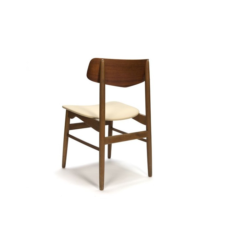 Teakhouten stoel met creme-kleurige bekleding - Retro Studio