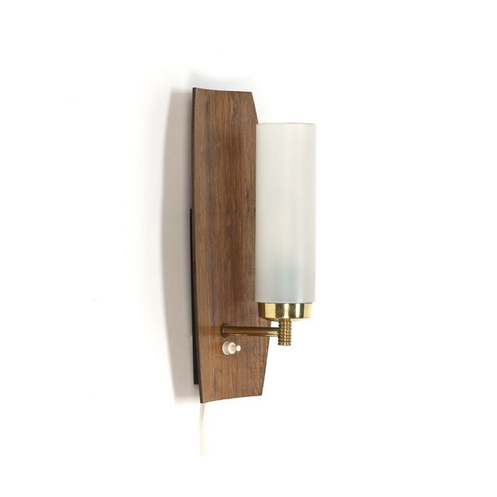 Wandlamp met houten achterzijde - Retro Studio