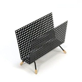 Black perforated metal letter holder - Retro Studio